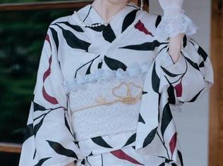 ElyEE子化身皮衣女王，cos的合集翻新你的想象！
