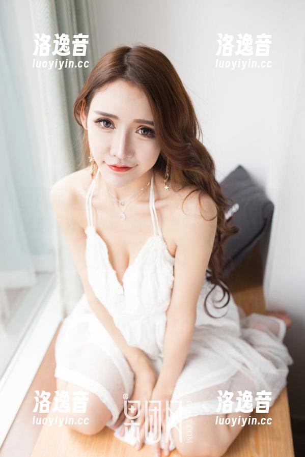 GIRLT果团网 - 莫雅琪的白色写真集：穿成这模样，谁还敢说好女孩不能逆袭，速度下载！