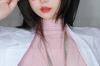眼镜和K酱：意外的搭配，居然成了写真新宠