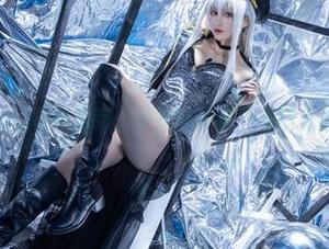 Luisa_零纱定制：学妹的写真，爱转身的姿态