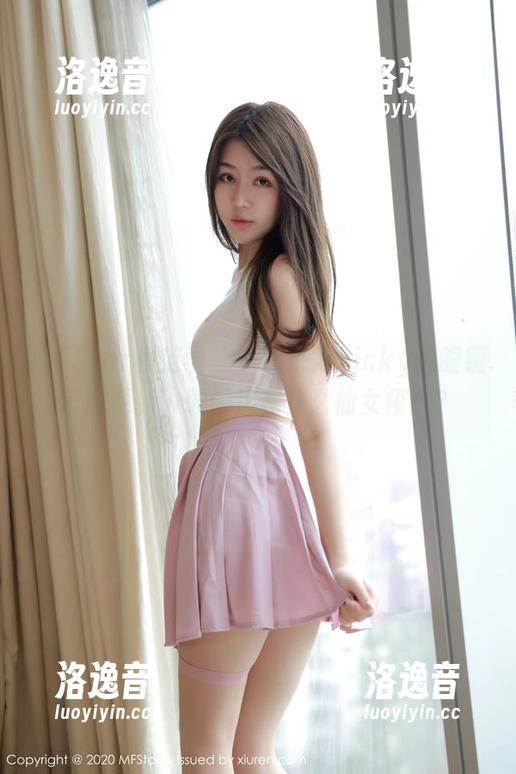 MFStar模范学院 - 白子嫣nicky的眼镜套图更新，敢问这是什么仙女模式？