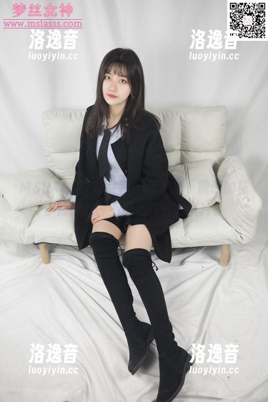 MSLASS梦丝女神-晓晓 MSLASS梦丝女神 - 透视风,晓晓的袜子薄薄的,不忍心直视的图片。
