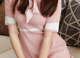 MiiTao蜜桃社 – 静香Mandy的温柔写真的每一帧，让人心里涌出些难以名状的情绪，是哪种呢，呵……