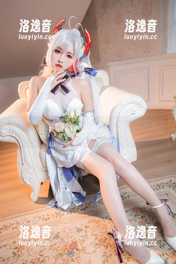 Momoko葵葵 离谱的美图精选:Momoko葵葵和少女前线K2的玩味时光
