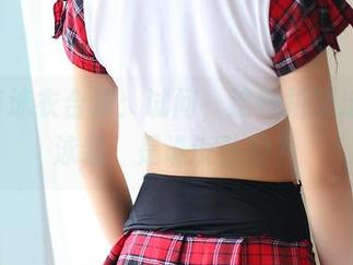 ROSI泳衣合集：试问，这些折腾过后的泳装，是谁设计的？