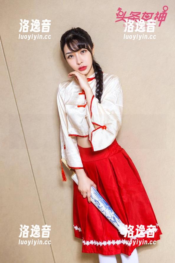 TouTiao头条女神-俞公主 TouTiao头条女神 - 原图在手,难以释怀的俞公主体操服写真,竟如此吸引