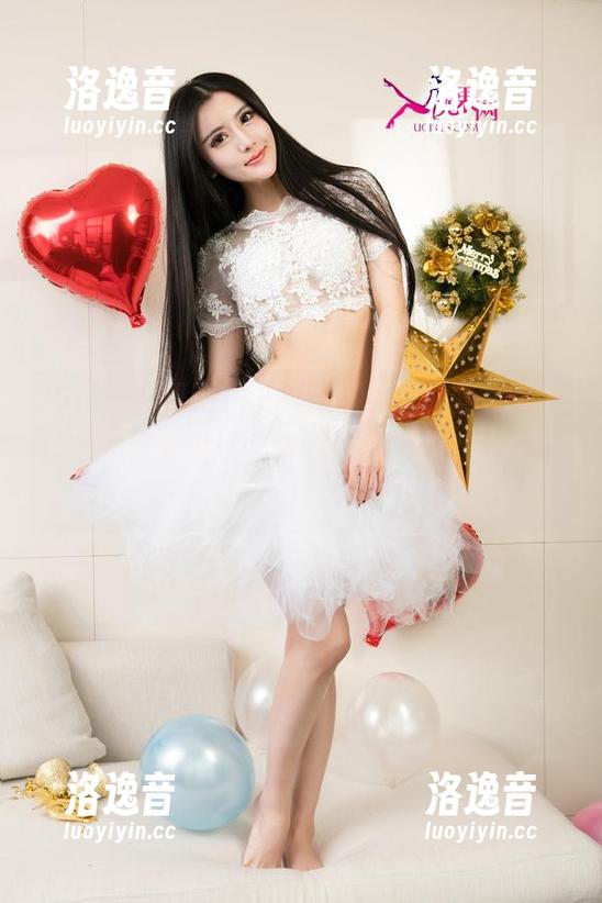 UGirls尤果网-李丁丁 UGirls尤果网 - 光景变了,李丁丁的婚纱图包却更会说话,跳跃的灵感总让人惊艳!