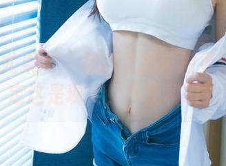 UGirls尤果网 – 杨乔之的自拍更新：你确定这是现实，不是科幻？