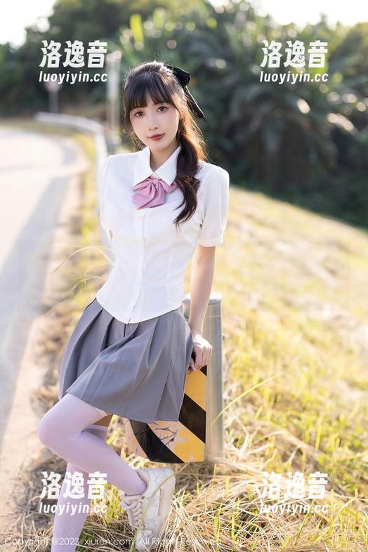 Xiuren秀人网 - 自拍不自恋：刘婷婷的原图，真情实感大放送