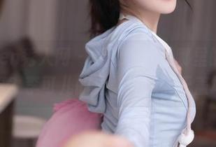 Xiuren秀人网 – 看吧，这是哪里的高清写真？李可儿的温柔气息铺天盖地！