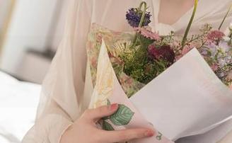 Xiuren秀人网 – 林月月的高清写真，纯白也能这么撩吗？