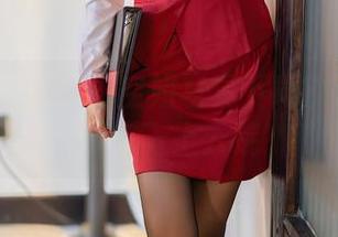 YouMi尤蜜荟 – 空姐写真下载？让黄歆苑带你飞上云端