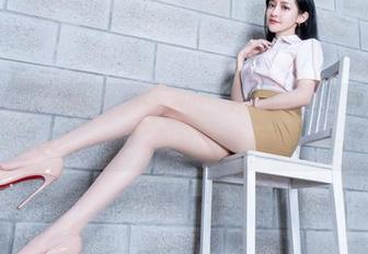 beautyleg – 资源还是挺丰富的，Olivia的JK，一半是校园，一半是不经意的小撩。