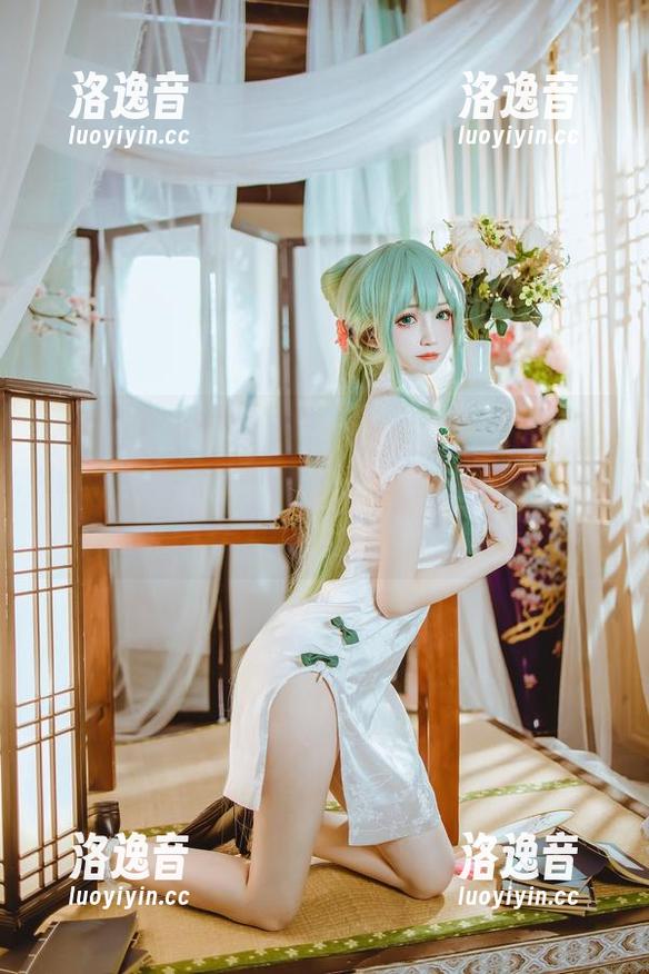 coser衣衣 身为一个coser,coser衣衣你今日的‘裤里丝’让我感到些许懵逼,难道写真界都变成这样的?
