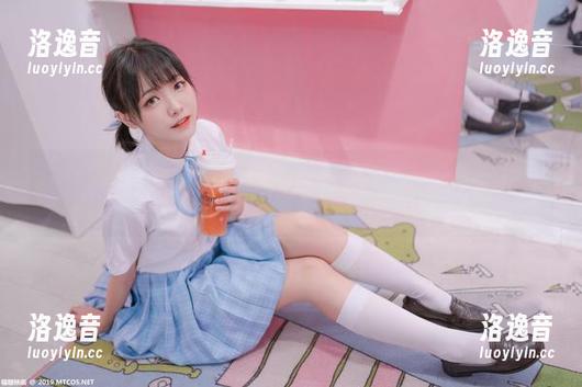 lovely呆玄 看lovely呆玄的清纯照片,难道我也要肆无忌惮地沉醉了?抓紧下载!