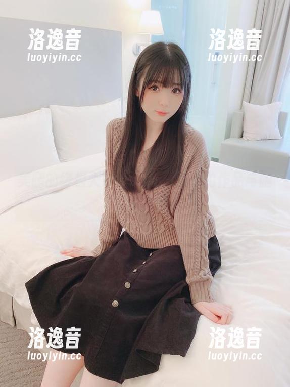 美腿的终极大战：shimo霜月的作品与腿，谁才是王者？