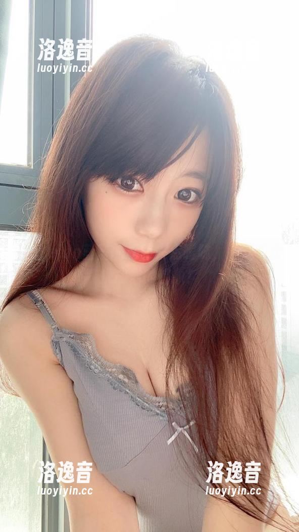 和usejan蓝蓝的女仆来点暧昧，下载这份挑战你的想象！