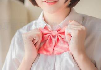 yoko夏宅又出新转变：水手服黑丝美图，完美壁纸等你来拿！