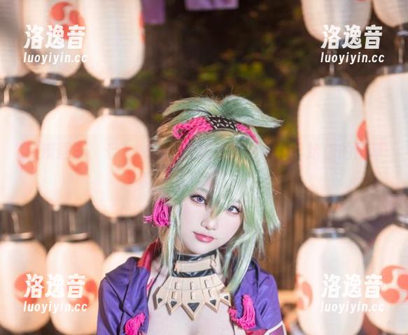 热辣逐渐，七七娜娜子的裸足壁纸合集，给你的屏幕来点料！