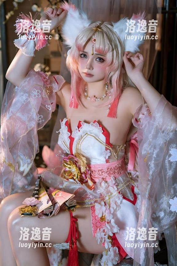 七月喵子 一起看吧!七月喵子的厨娘写真,让人心里痒痒的食欲袭来。