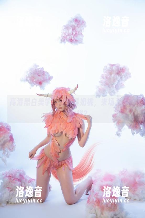 高清黑白美学，云溪溪奶桃，来场无聊的脑洞比拼？