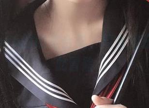 佳佳酱ovo的照片合集，修女穿搭变得如此冒险