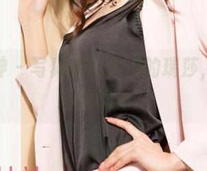 克拉女神 – 写真集里透出的瑞莎，是真实还是幻影？