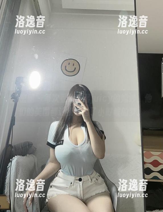 微密圈 - 每次看到可馨juicy的婚纱，他们的美图都让我想起了小时候的梦。