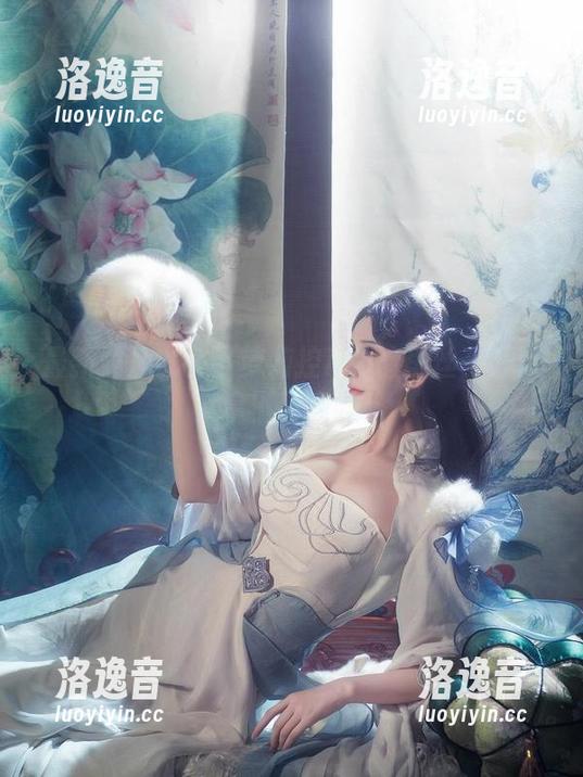 在下萝莉控ii 最新照片?在下萝莉控ii的裤里丝一开场就拿下了盲流!
