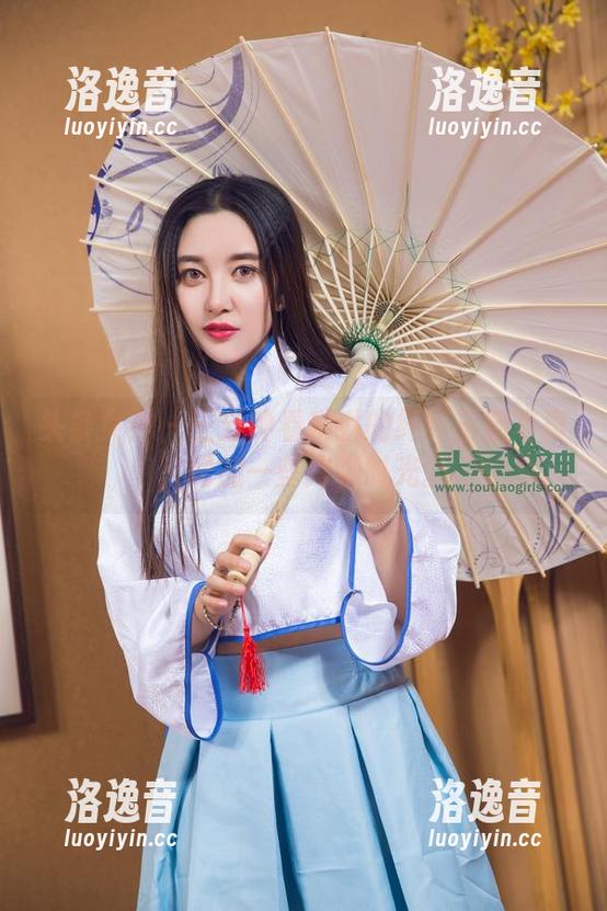头条女神-琳琳 头条女神 - 三分钟看琳琳的纤纤玉腿写真,增加一些闲聊时光。