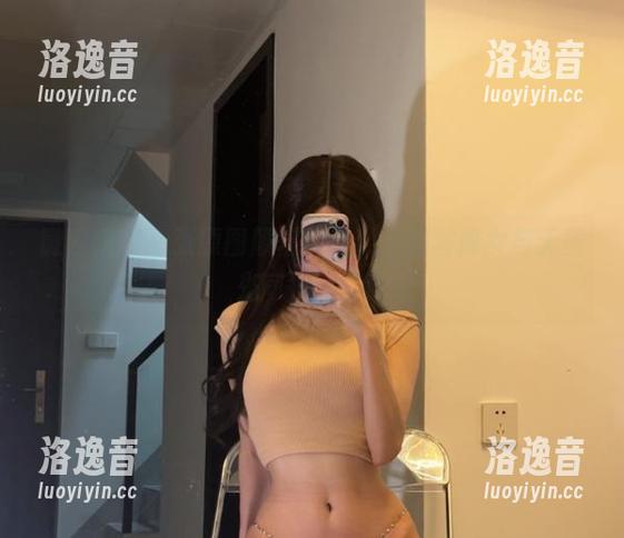 女刺客 微密圈 - 一张原图颠覆认知,女刺客修女与无圣光同框科普!