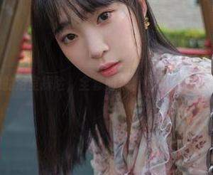 姜仁卿(강인경)的浴室探险，全套图集看这里，水花四溅的那种哦！