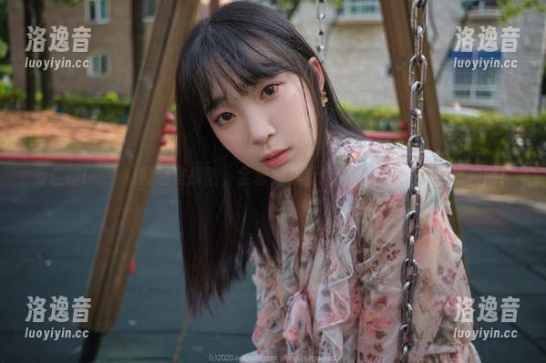 姜仁卿(강인경)的浴室探险，全套图集看这里，水花四溅的那种哦！