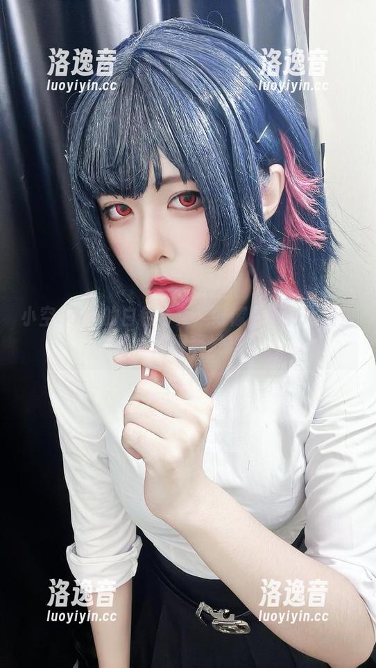 小空sora 小空sora的白色合集:好像穿越到冰箱里了,冷得我发抖!