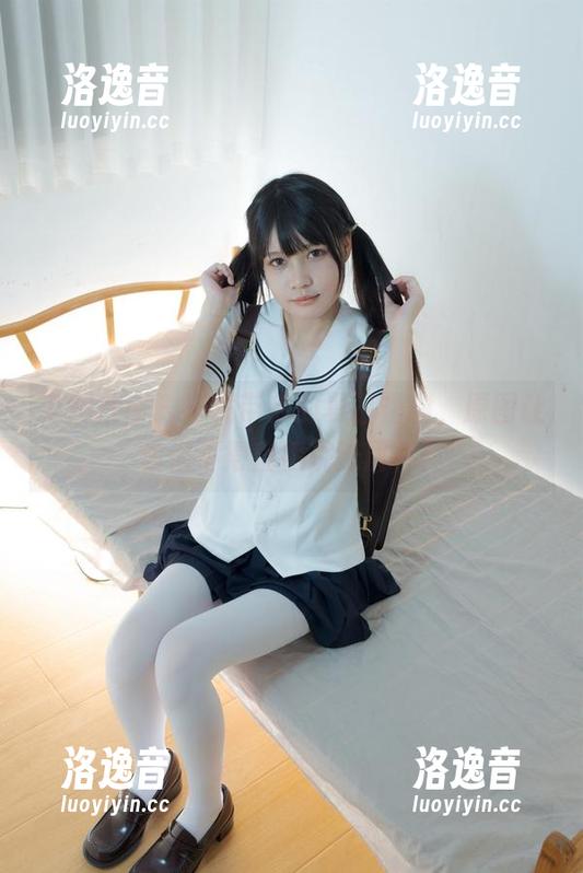 少女秩序 - 乐栀带来的夏日福利，原图让你恨不得直接跳进屏幕！