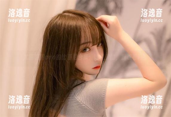 尤猫醒醒ovo 尤猫醒醒ovo的比基尼合集:她敢穿的,我敢看吗?