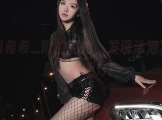 穿越到希希_啾的私拍，发现泳池其实也是个好地方！