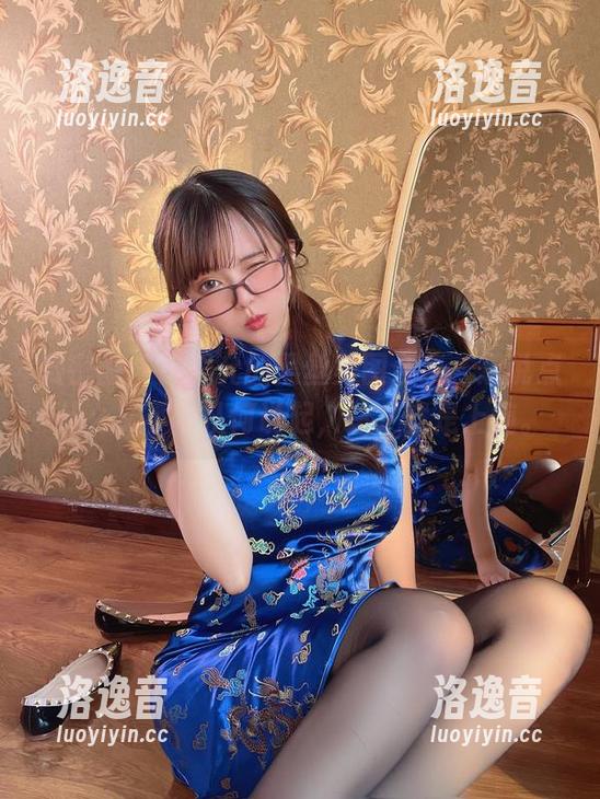 张思允 微密圈 - 张思允的黑丝美图合集,想说点什么又不知从何说起,总之就是上瘾。