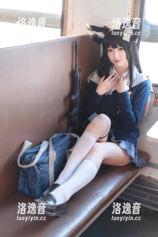 塔露拉——弥音音ww这次的写真集更新，究竟是在递什么暗号？