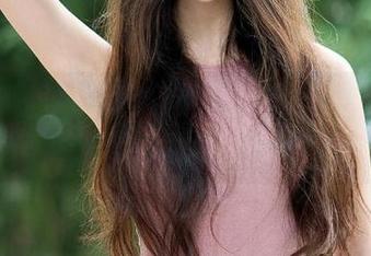 推女郎 – 沙子说：这裤里丝让我想起了夏天的海滩写真