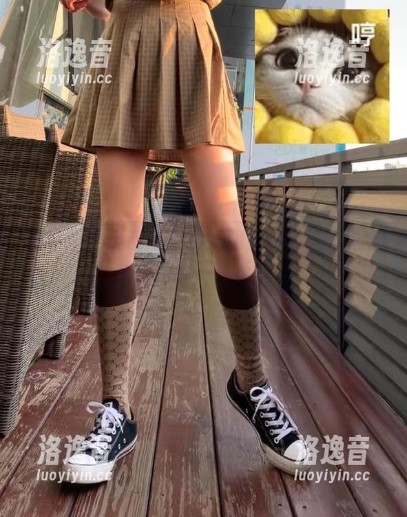 无敌哒小姨妈 微密圈 - 无敌哒小姨妈和她的眼镜写真全集:耍宝还是反转?