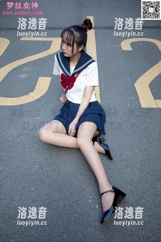 梦丝女神-陈颖儿 梦丝女神 - 陈颖儿的高清车模照,简直是让人暴露了什么叫“不可思议”!