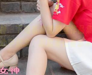 梦丝女神 – 下载香萱的黑丝作品集，保证让你心中默念‘我就是在看艺术’！