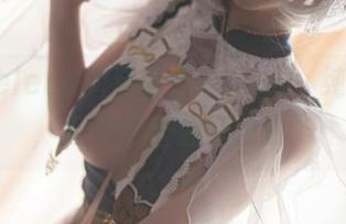 樱落Selena的浴室专属sesi，纯粹写真，每个角落都好自然。
