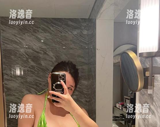 水蜜桃米米 微密圈 - 水蜜桃米米的白丝勒肉,资源包中的微风,轻轻掠过,顿时犯了心虚病。