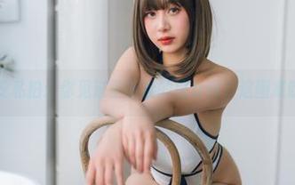 浅安安私拍：你见过歪萌社的修女吗？这图集吹爆！