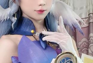 老实说我不太懂，万圣节狐玖玖的原图合集背后有什么玄机。