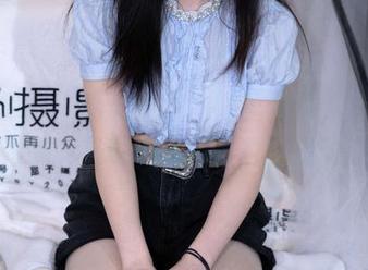 甜予摄影 – 看着雪梨的肉丝合集，脚尖加固的意义深得我心，也让我动摇