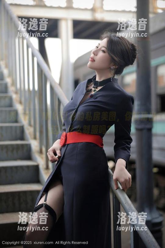 秀人网-Niki可雅 秀人网 - Niki可雅的私房美图,你能猜出这是什么制服吗?