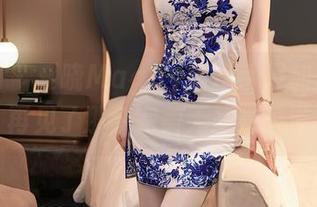 秀人网 – 夏晓Maggy给水手服加点杂色，再见了那个完美无圣光的滑稽